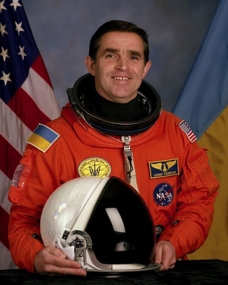 Пішов з життя перший український космонавт