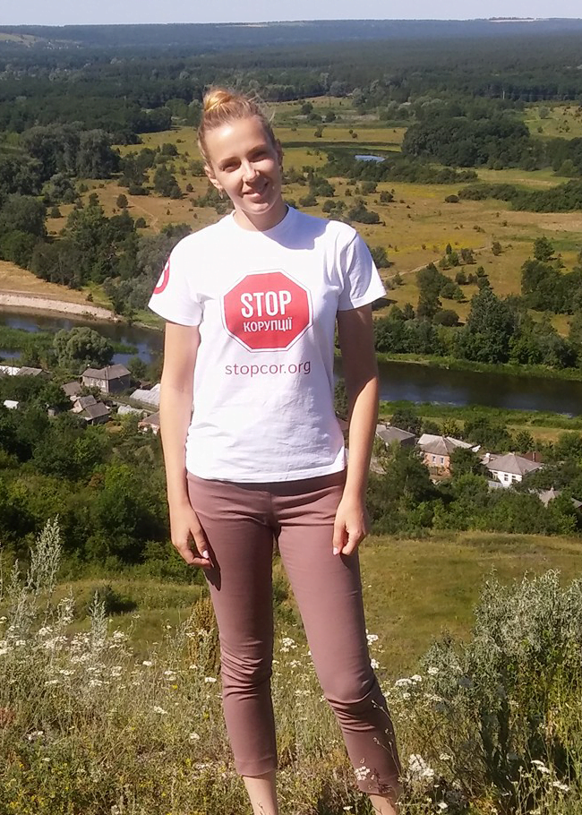 ''Ми оприлюднюємо лише перевірені факти і люди нам довіряють'', – Руслана Парфьонова, ''Стоп корупції'', Умань