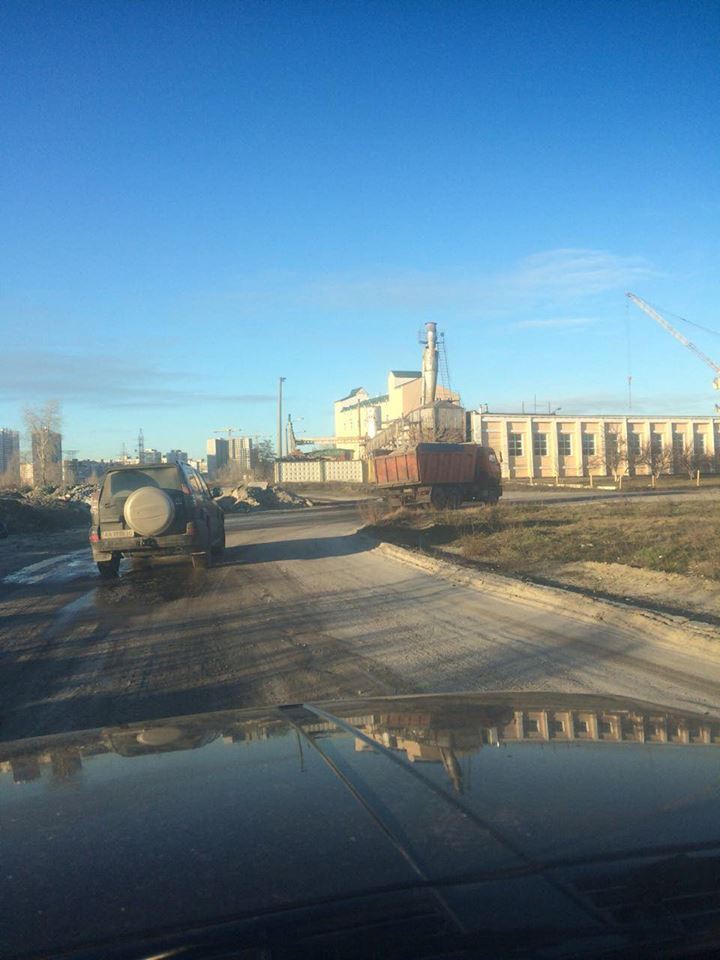 ''СтопКор'' супроводив КамАЗ піщаних браконьєрів з озера Тягле на штрафмайданчик