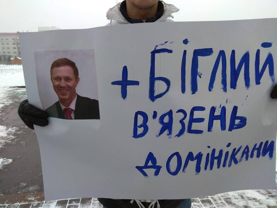 Під час антирейдерського маршу у Херсоні ''СтопКор'' зустрів ще одну жертву можливого рейдерства з боку екс-мера Сальдо та його поплічників