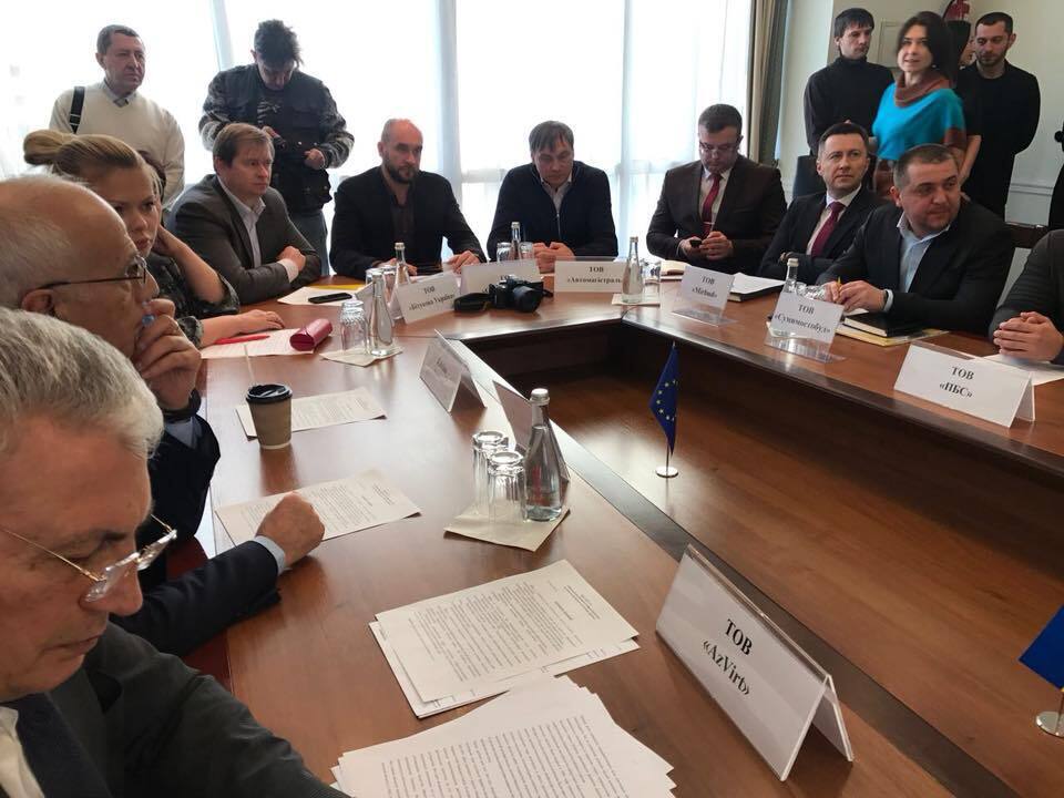 ''СтопКор'' взяв участь в обговоренні перспектив розвитку та реформування критичної інфраструктури України