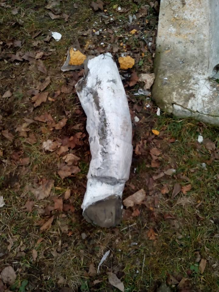 У Кіровоградській області розбили пам'ятник загиблим воїнам Другої світової війни – кадри