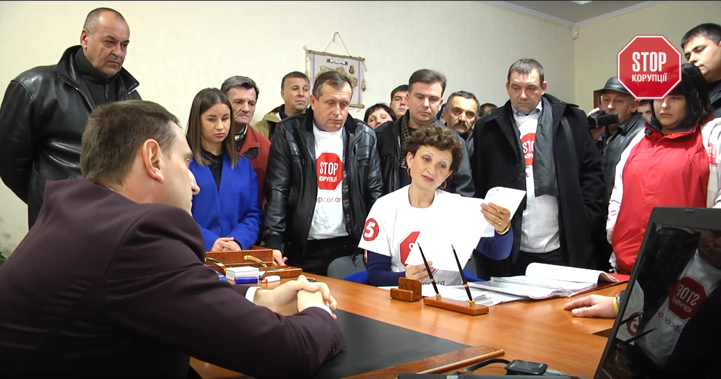 Direct Action Journalism against Corruption in Ukraine