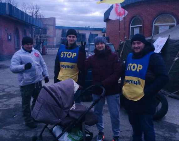 Екологічна комісія Київради відклала питання про перенесення скандального заводу ''Фанплит'' за межі Києва