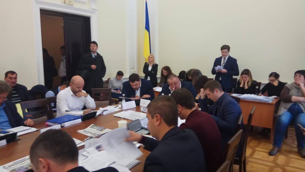 Київські депутати готові відібрати у рейдерки Софієнко землю на Осокорках