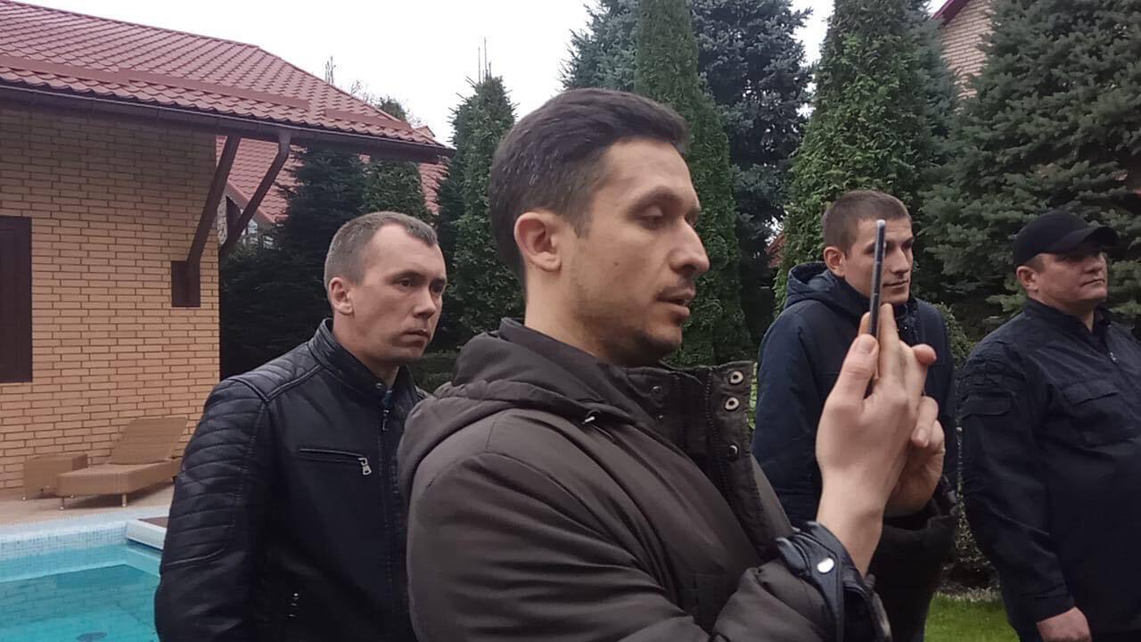 По той бік закону: люстрований слідчий Шпирь став адвокатом рейдерки Софієнко