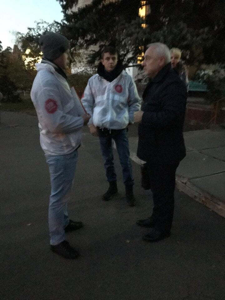 Вижену і поламаю намет: як директор бальнеолікарні ЗАТ ''Укрпрофоздоровниця'' погрожував активістам ''СтопКору''