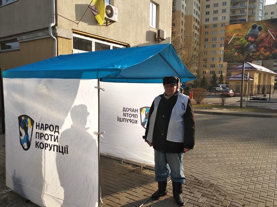 ''На що витрачають наші гроші?'' – житель скандального ЖК ''Чайка'' вимагає створення ОСББ