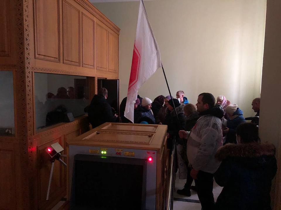 Губернатора Харківщини просять зупинити агрорейдерство в області: під ХОДА – акція протесту