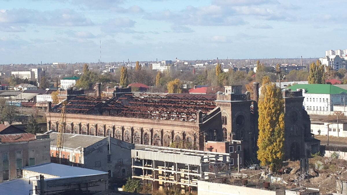Напади на ЗМІ та рейдерство: хто стоїть за тітушками, які шантажували ''СтопКор'' у справі судді Чванкіна