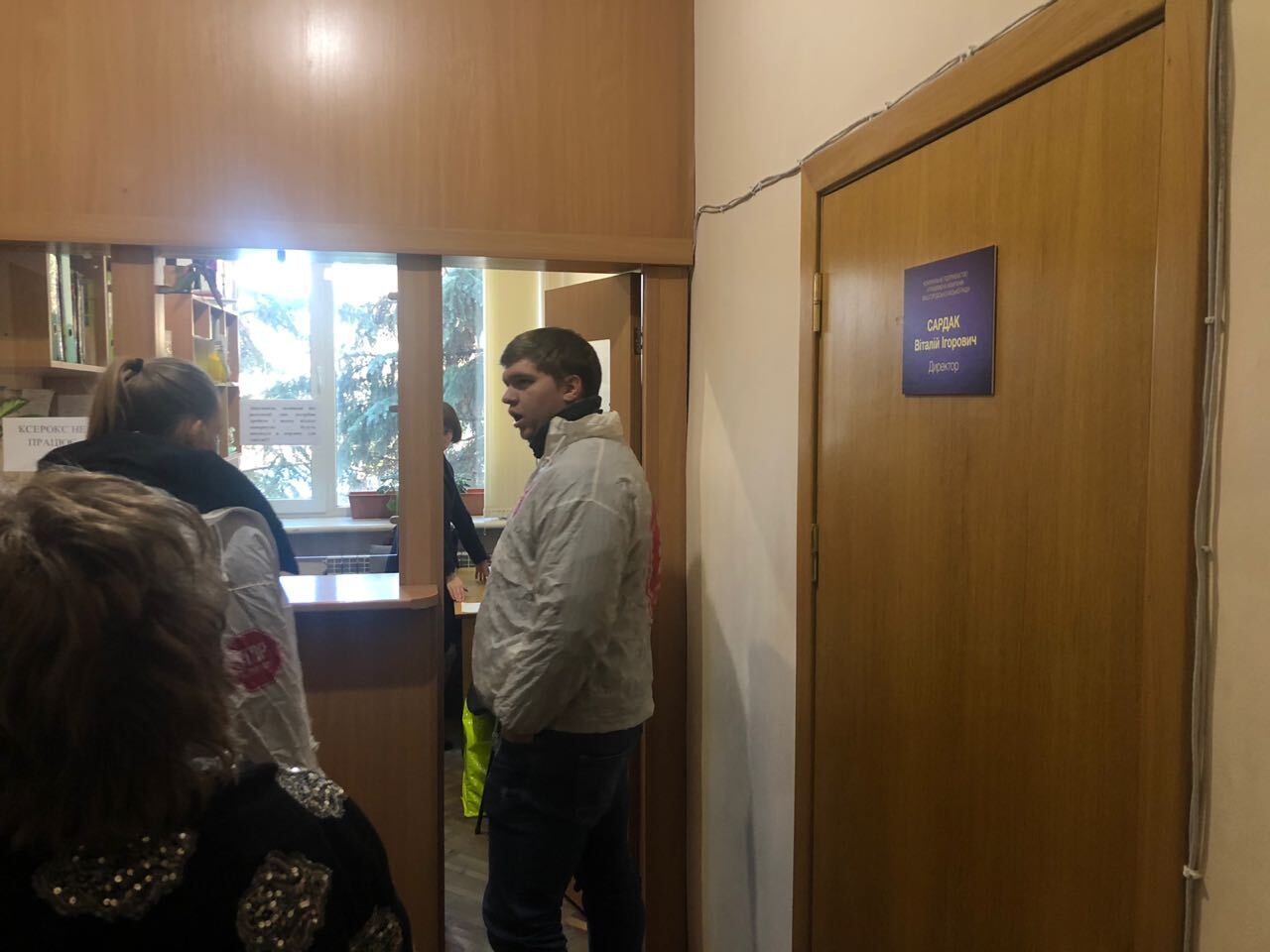 Бруд і сморід у Вишгороді – незаконне сміттєзвалище та каналізаційні стоки не дають жити мешканцям міста