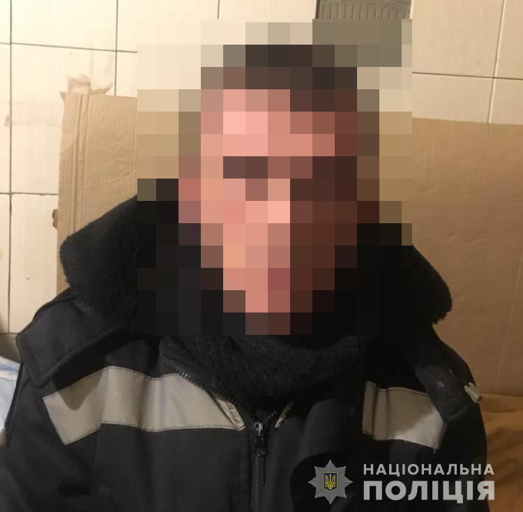 У Києві затримали двірника, який стріляв у безхатченків з вогнепальної зброї