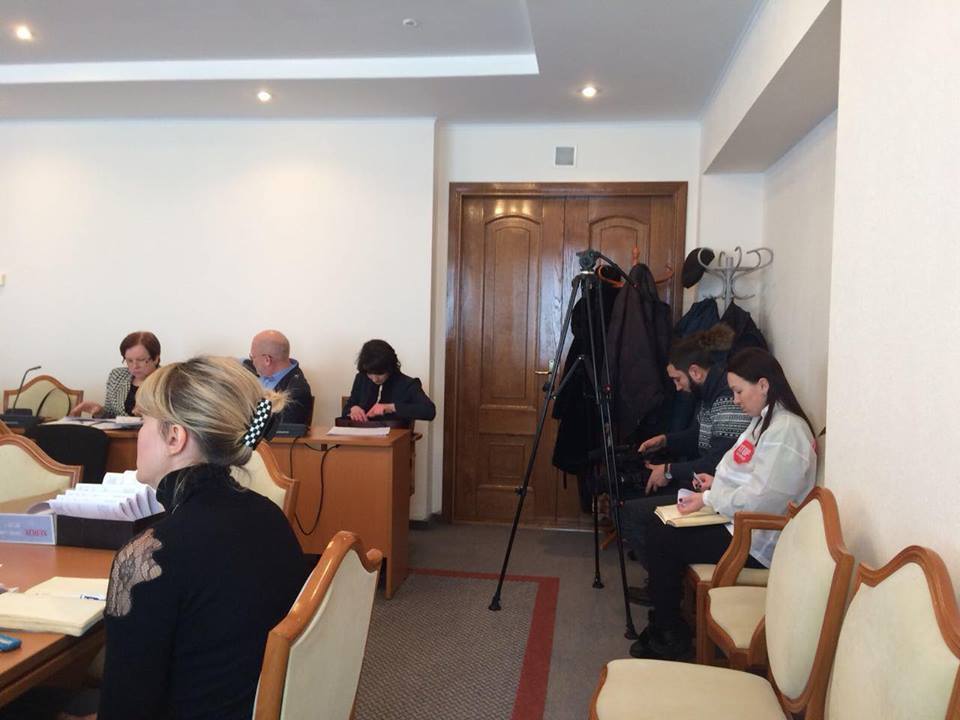 ''СтопКор'' прорвався на круглий стіл з обговорення скандальної ініціативи щодо пасажироперевезень в Україні