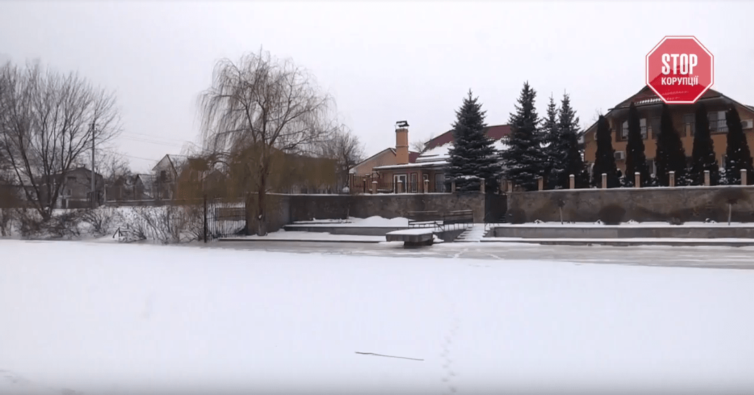 Жити по-новому: звідки у топ-чиновників часів Януковича багатомільйонні маєтки