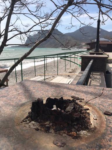 Блогер поділився знімками занедбаних кримських курортів – ФОТО