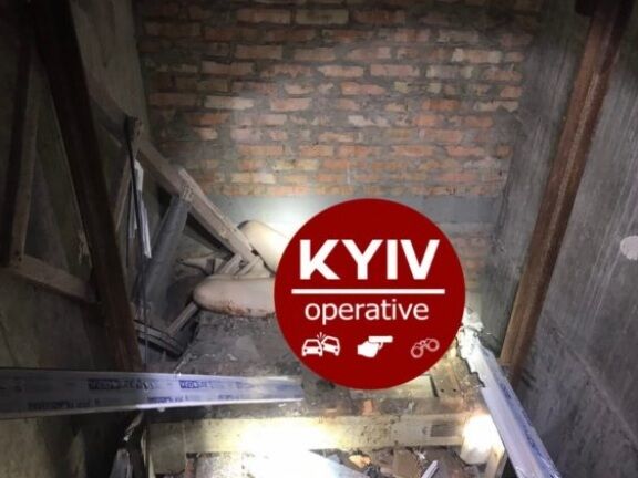 У Києві під час побачення дівчина впала з 25 поверху у шахту ліфта