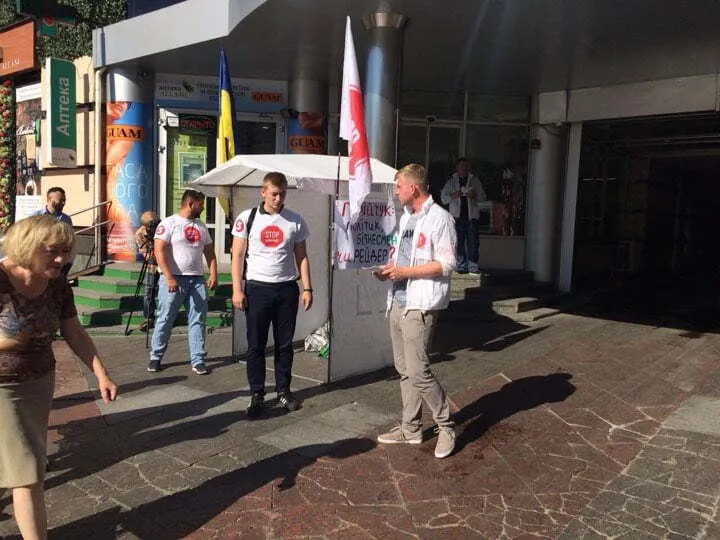 ''СтопКор'' приїхав до офісу фігуранта розслідувань НАЗК – депутата Хмельницької ОДА Гордійчука