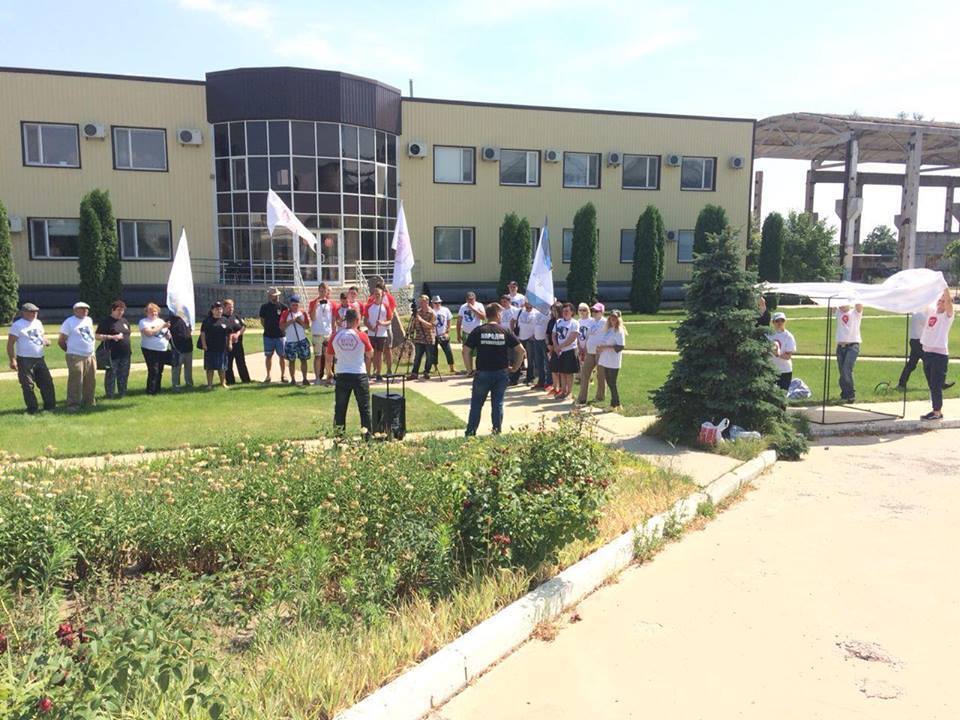 Рейдери звільнили територію ''Каховка Протеїн Агро'' на Херсонщині