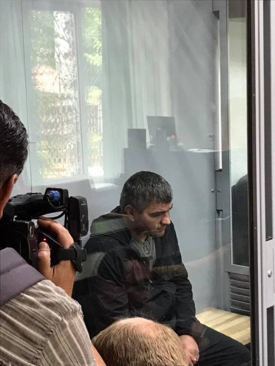 Розстріл подружжя в Харкові: підозрюваного просять арештувати без можливості внесення застави