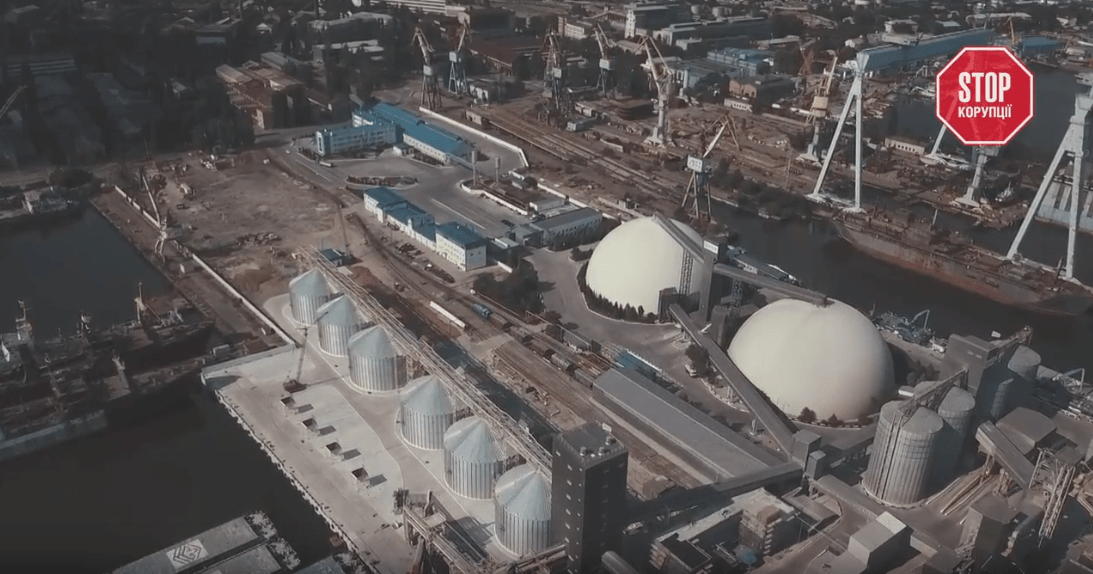 Найбільший зернотрейдер України претендує на роль монополіста