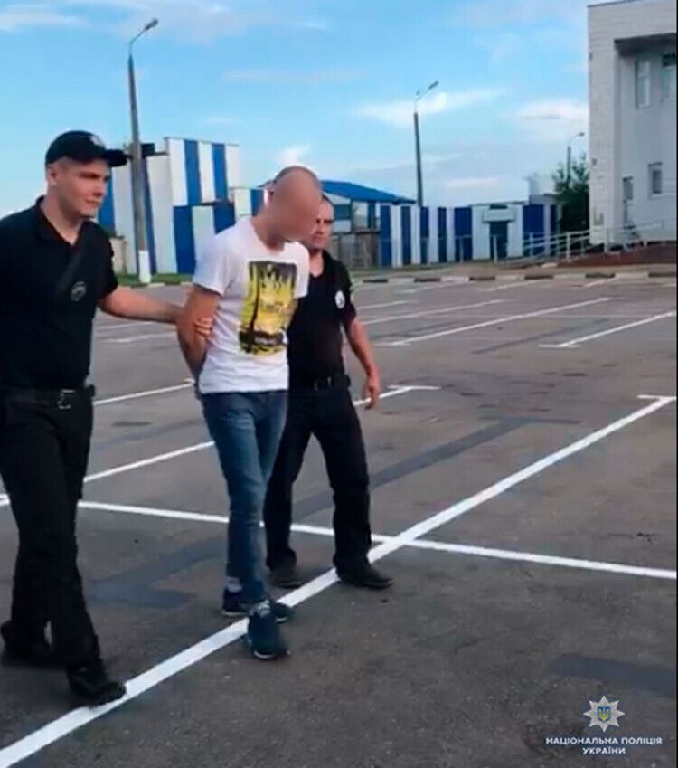 В Італії затримали українця, підозрюваного в торгівлі жінками