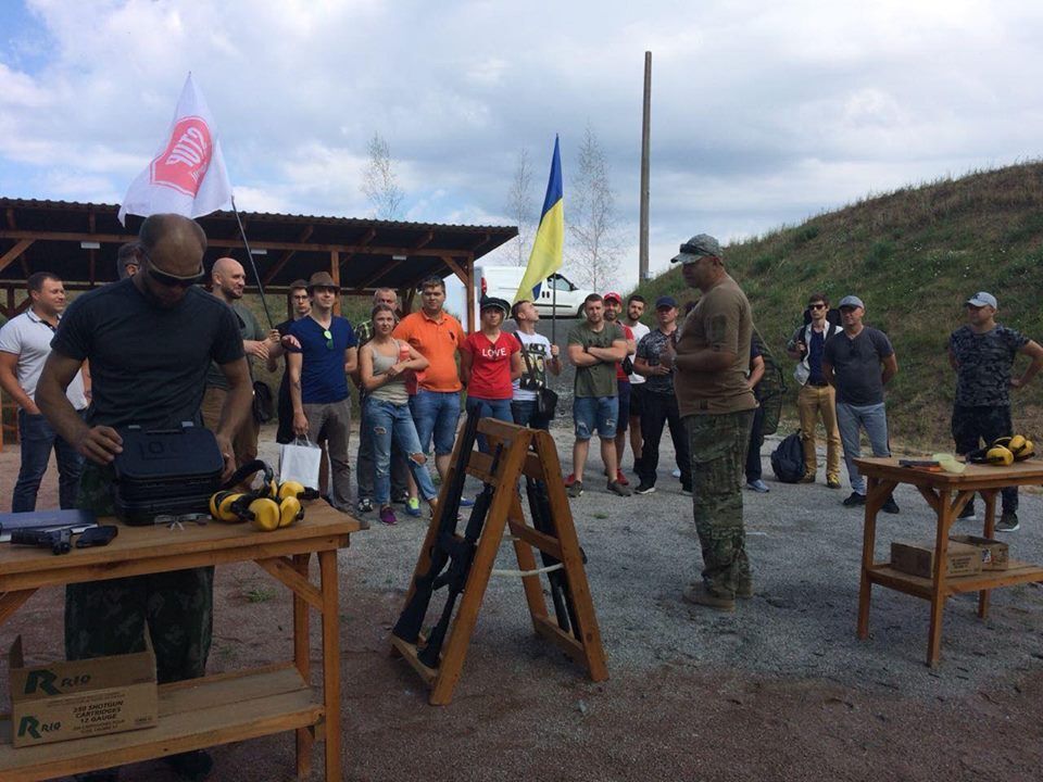 ''СтопКор'' провів дружні змагання зі стрільби на полігоні спортивно-навчального стрілецького клубу ''Купол''