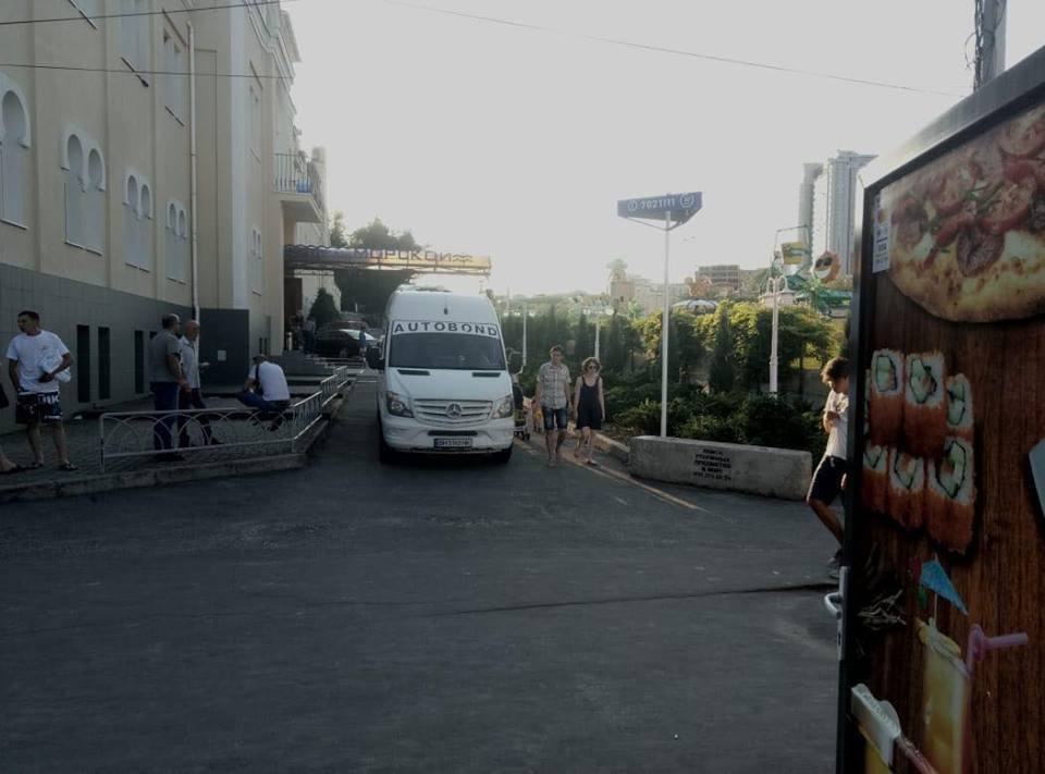 ''СтопКор'' дізнався, де зупинились і як відпочили в Одесі аудитори з МОЗу після перевірки медуніверситету