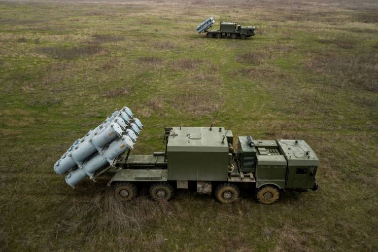 В окупованому Криму Росія випробовує ракетні комплекси