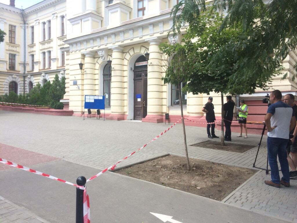 Головний корпус ОНМедУ заміновано - Нацполіція Одеси (фото)