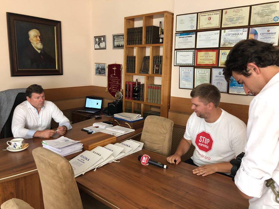 У Вишгороді влада віддала корпус лікарні під будівництво житлового комплексу
