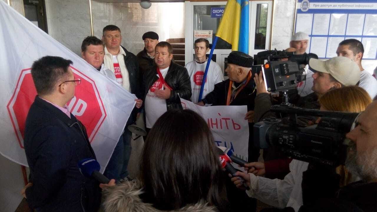 Антикорупційне сафарі на Львівщині: як усе було