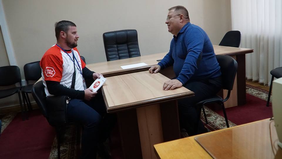 Активісти викрили нові корупційні схеми чиновників Дніпропетровської облради