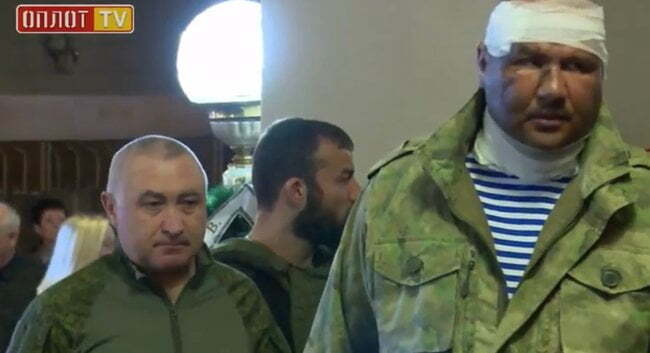 ''Безумний карнавал'' - як ховали Захарченка у Києві та Донецьку (фото)