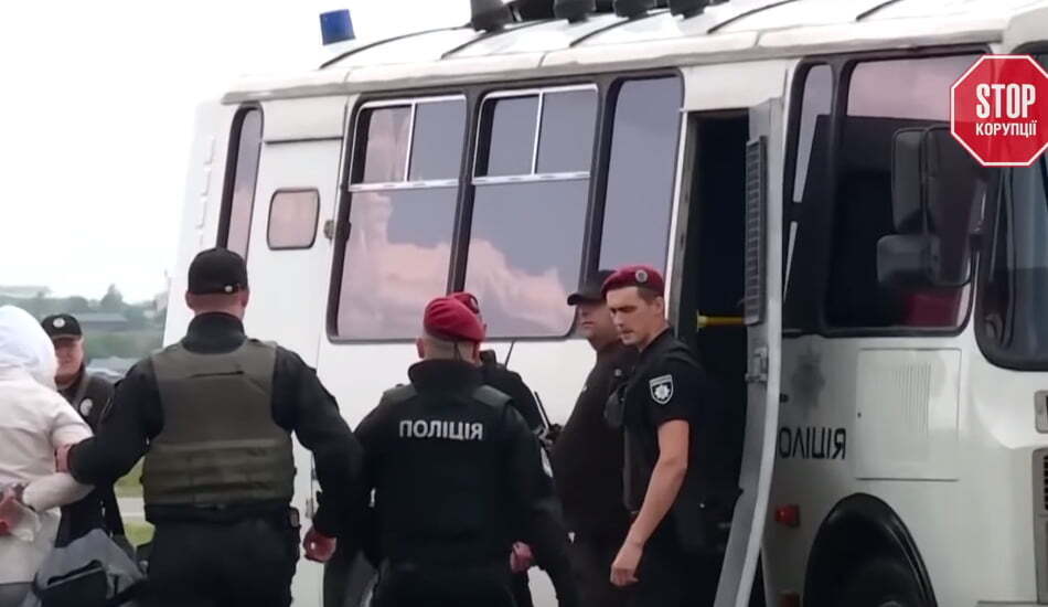 Справа століття чи гучна піар-акція – чому більшість податківців-корупціонерів досі на волі?