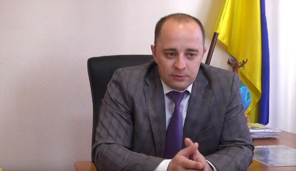 ''За 5 тисяч гривень ніхто не хоче прибирати сміття та підмітати'' – мер Вишгорода О. Момот про стихійне звалище