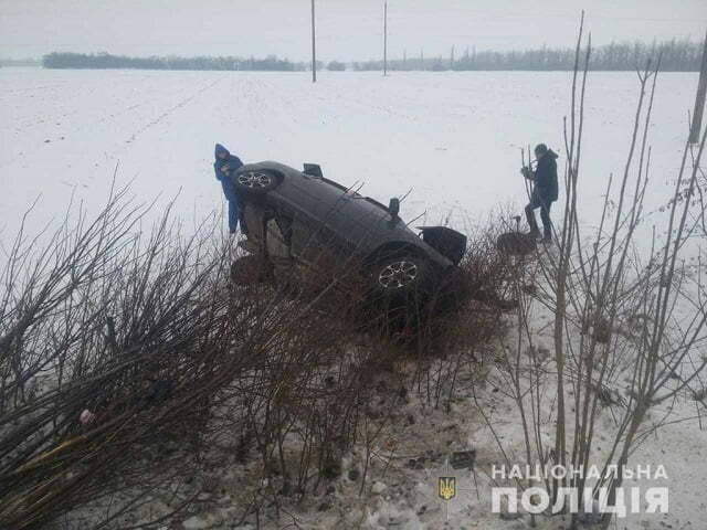 ''Пекельний'' Новий рік: під Миколаєвом в ДТП загинуло восьмеро людей – фото