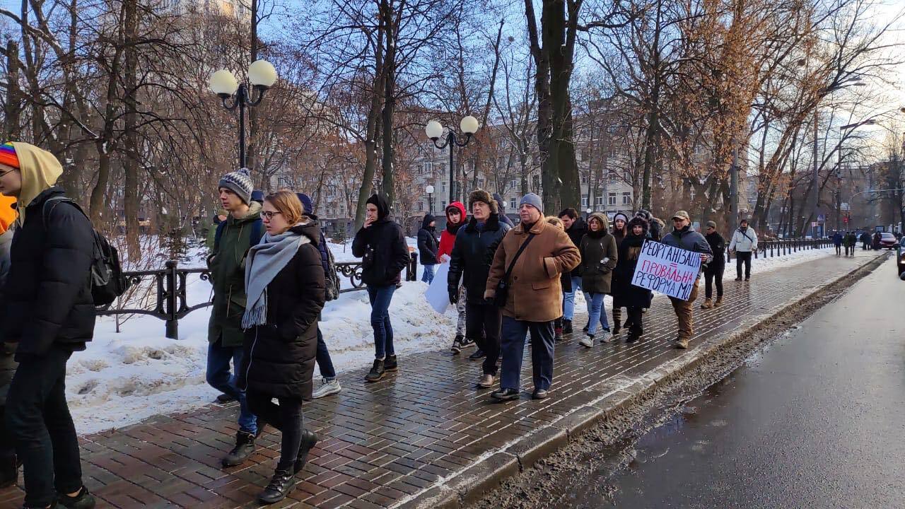 Супрун у відставку! Студенти медичних вишів країни вийшли на протест через плани МОЗу з реорганізації ОНМедУ