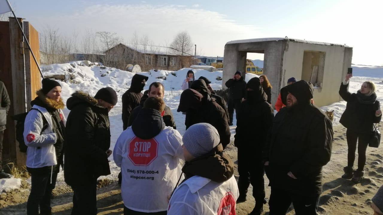 З речами на вихід: браконьєрів з Видубичів просять звільнити ділянку