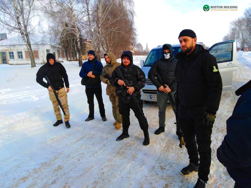 Колектив агрохолдингу на Чернігівщині потрапив під обстріли, є постраждалі