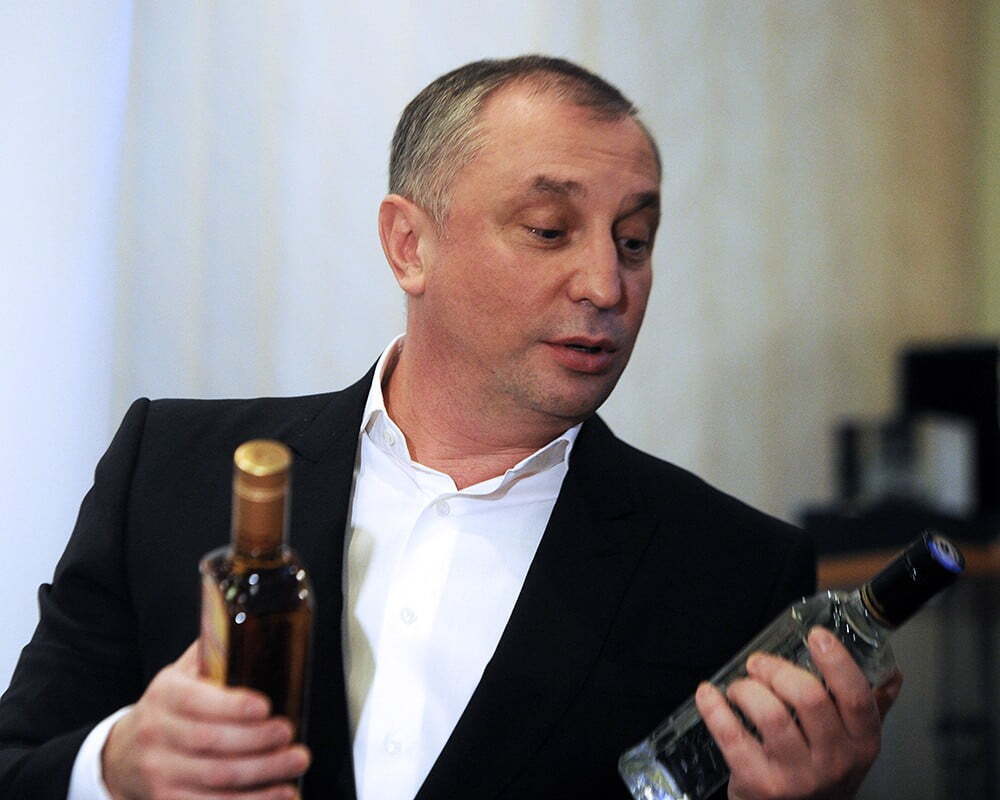 Горілчаний магнат і фанат Росії: чиї інтереси відстоюють харківські правоохоронці у справі «Росток Холдингу»
