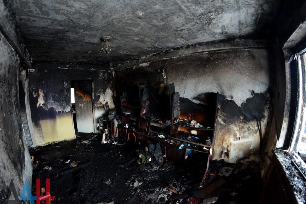 Смертельний вибух в Донецьку: в Мережі з'явилися фото загиблого чоловіка і його зруйнованої квартири