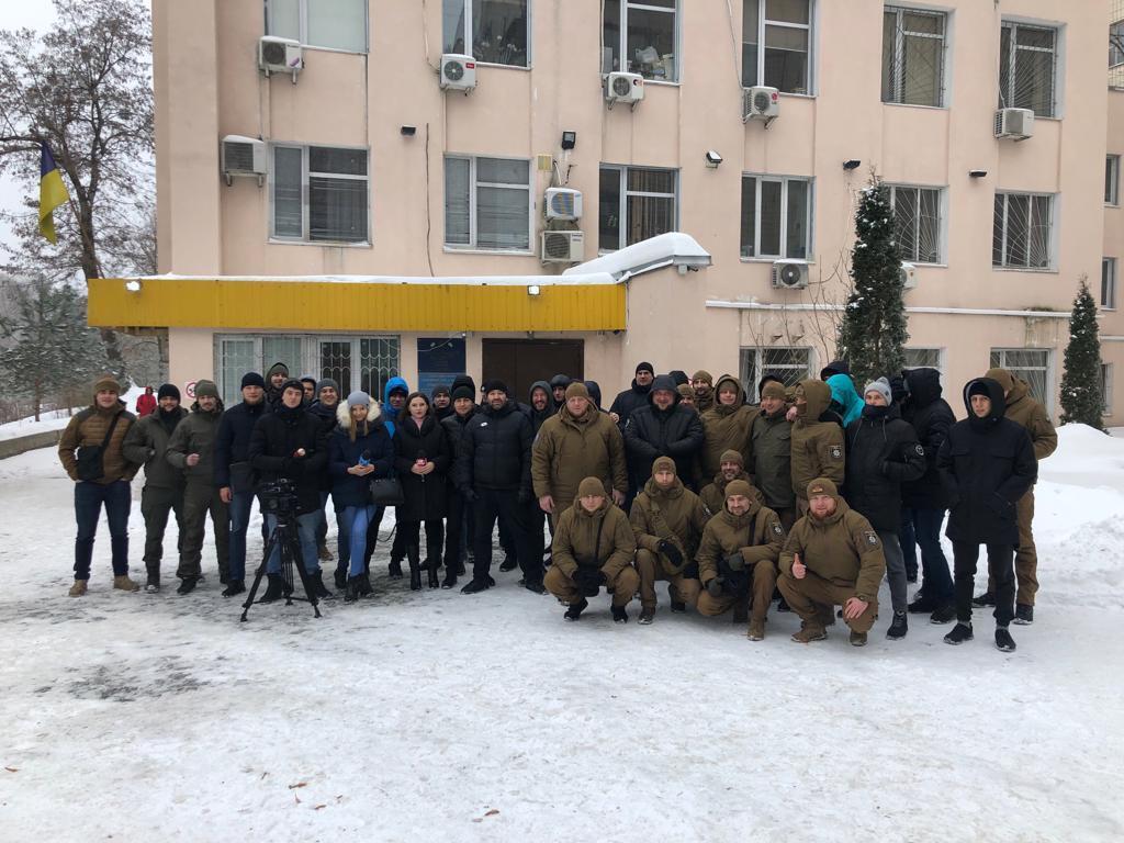 Адвокат нападника на активістів «СтопКору» вимагає у суду допитати замовника нападу Михайла Бурду
