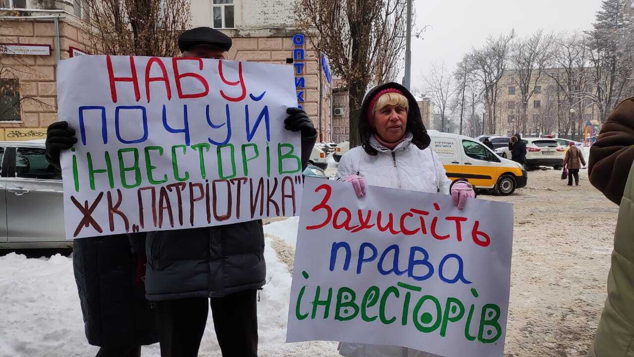 Низку столичних депутатів підозрюють у рейдерстві та корупції – інвестори «Патріотики на озерах» звернулись до НАБУ
