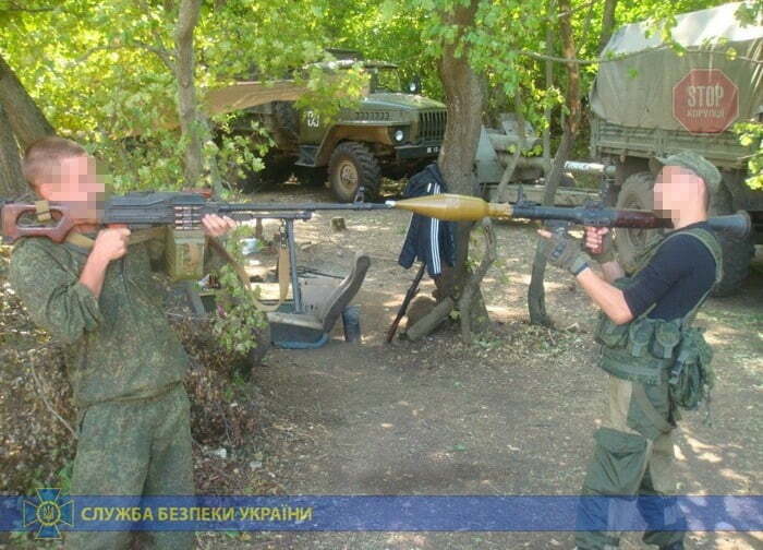 Хотів зрадити державу, але платять мало: на Луганщині затримали бойовика (фото)