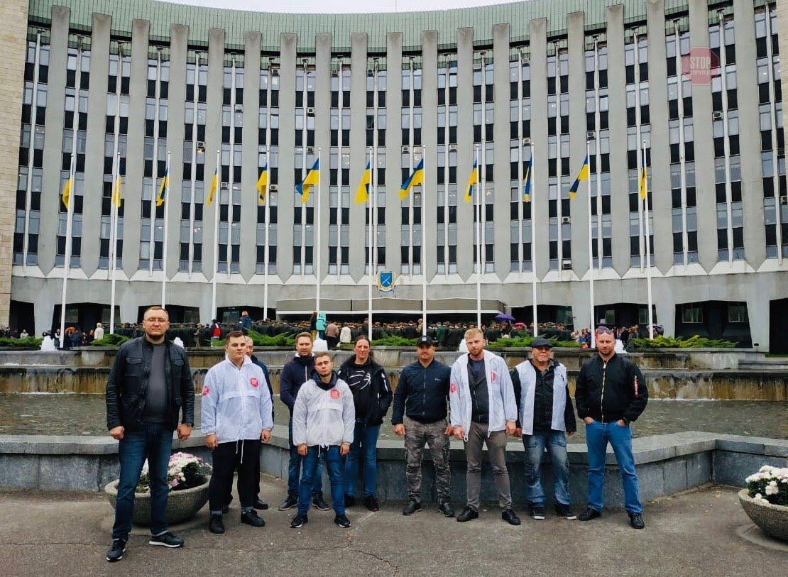 ''Ми хочемо нагадати про нахабне пограбування міського бюджету'', - активісти