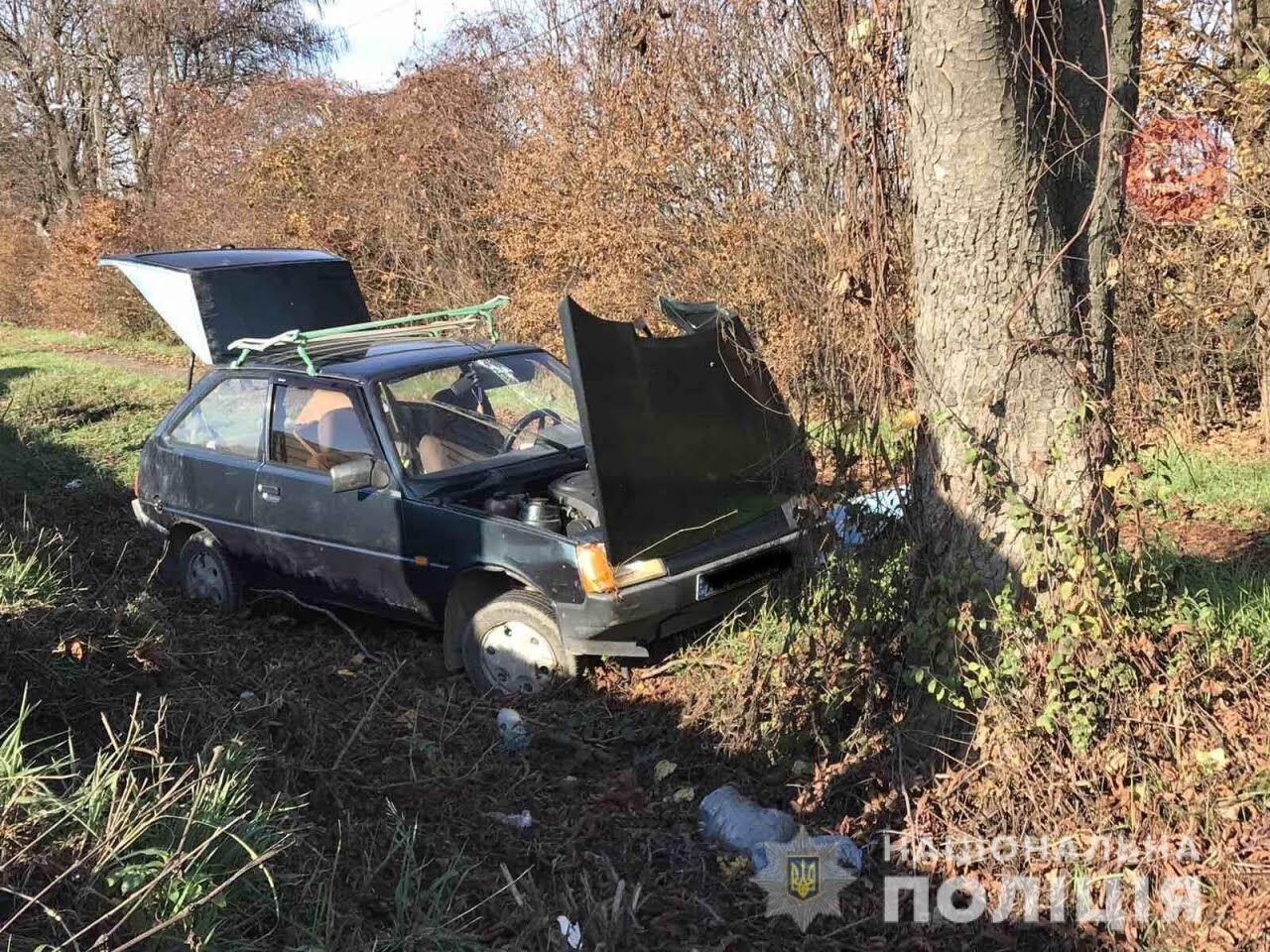 На Закарпатті сталася смертельна ДТП – загинув водій (фото)