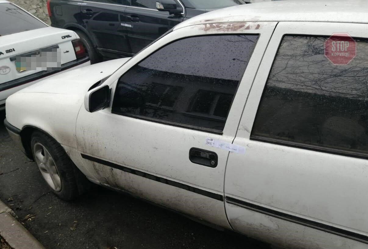 На Дніпропетровщині чоловік побив поліцейського – подробиці