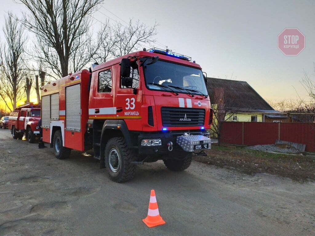 На Дніпропетровщині вогнеборці ліквідували пожежу у сауні (фото)