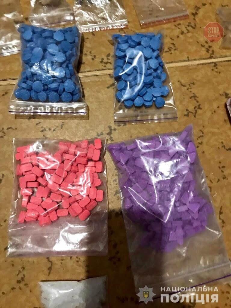Харківські поліцейські ліквідували масштабний наркобізнес - подробиці