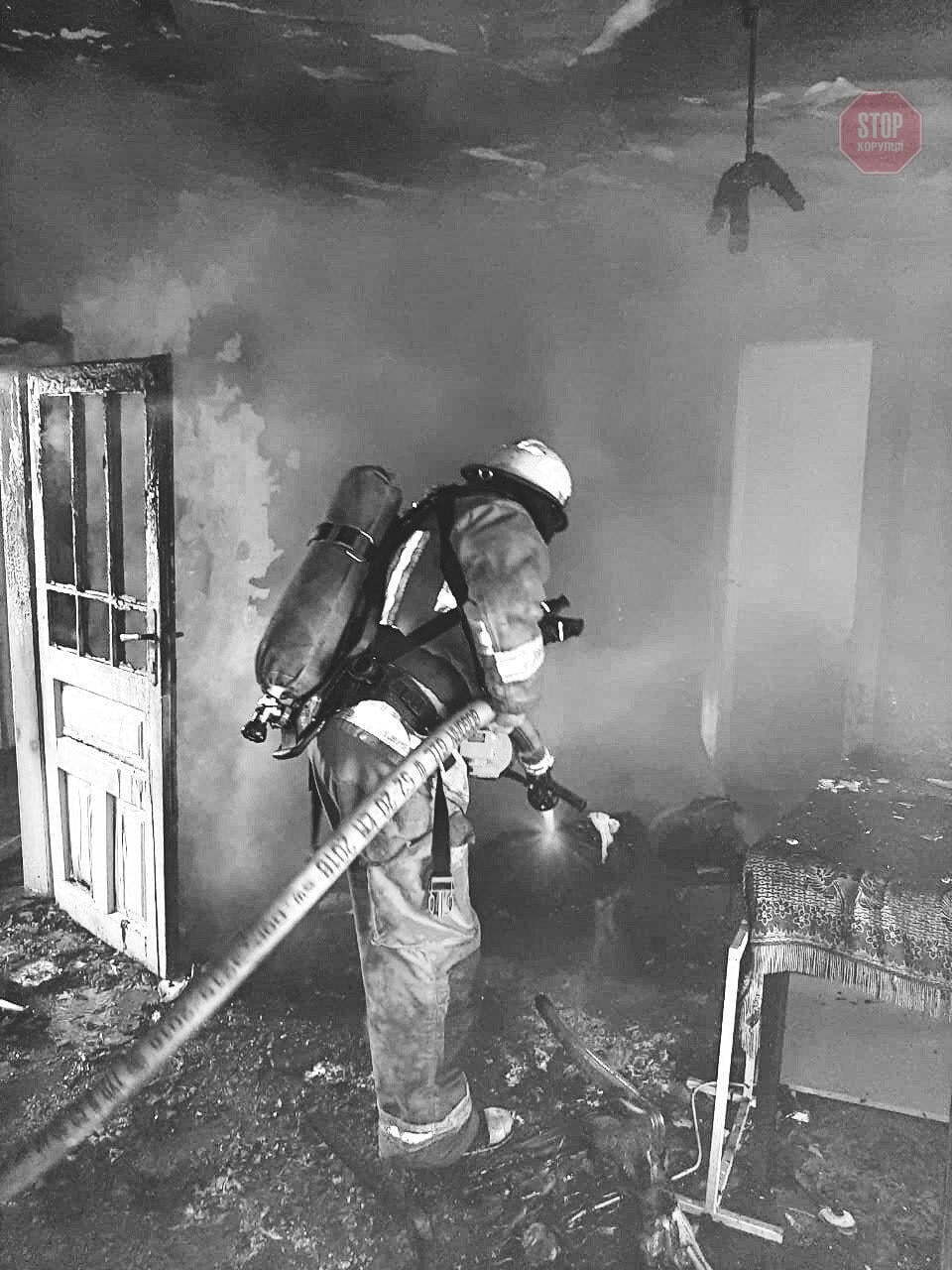 На Тернопільщині пожежа забрала життя двох пенсіонерів (фото)